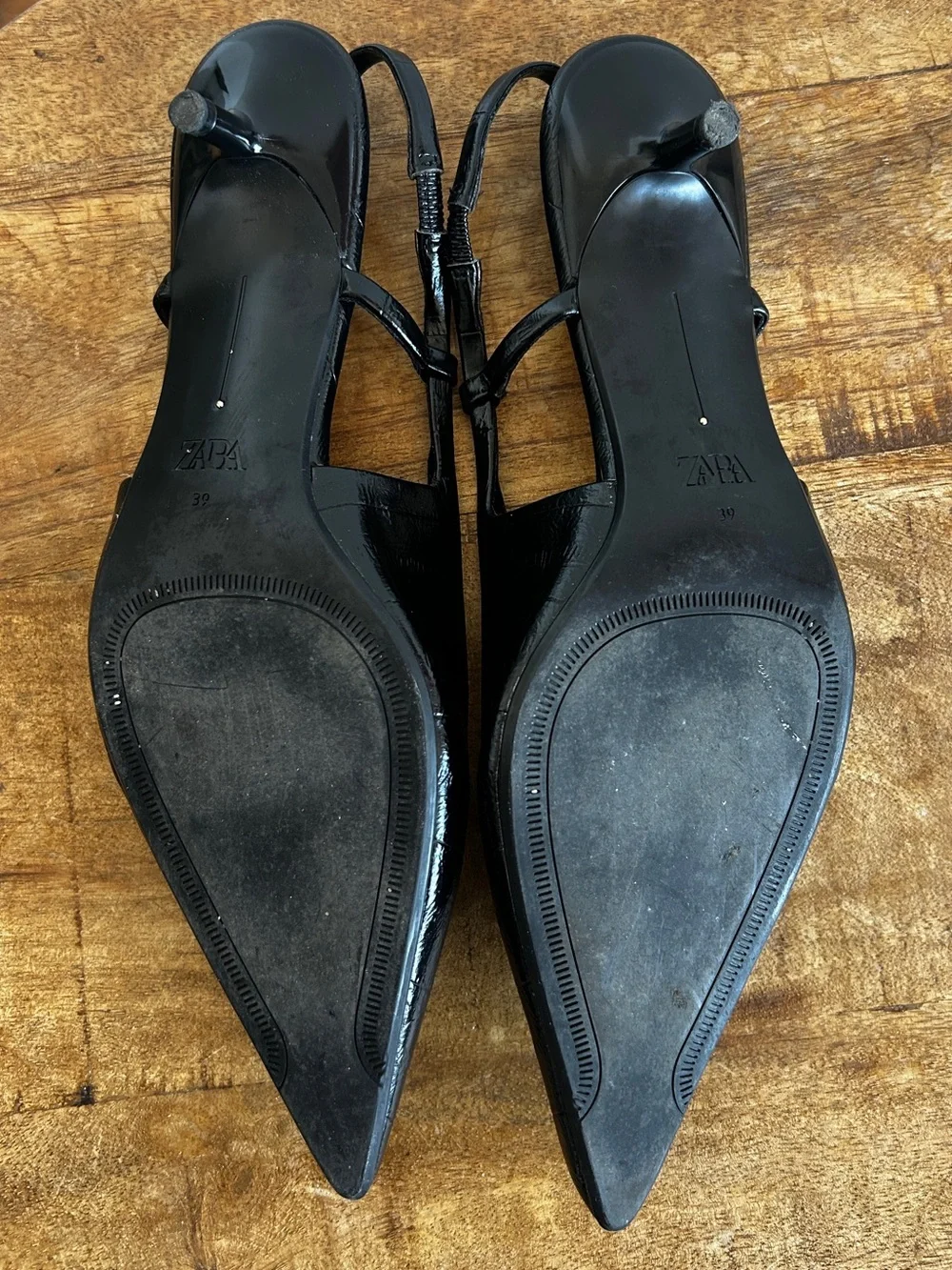 Zara elegant black